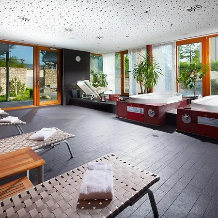 Haus Hohenwart *